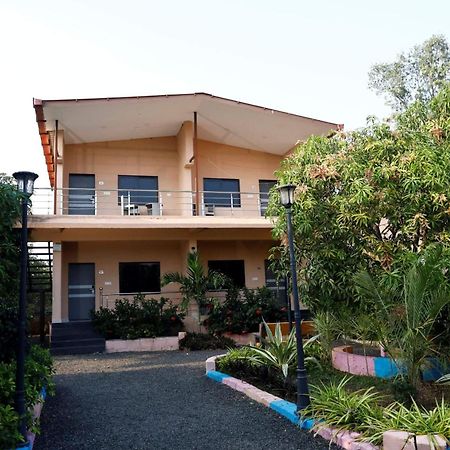 Heeran Re-Treat Resort Sasan Gir Exteriör bild